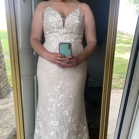 Azazie Dresses & Skirts - Azazie Sade Wedding Dress